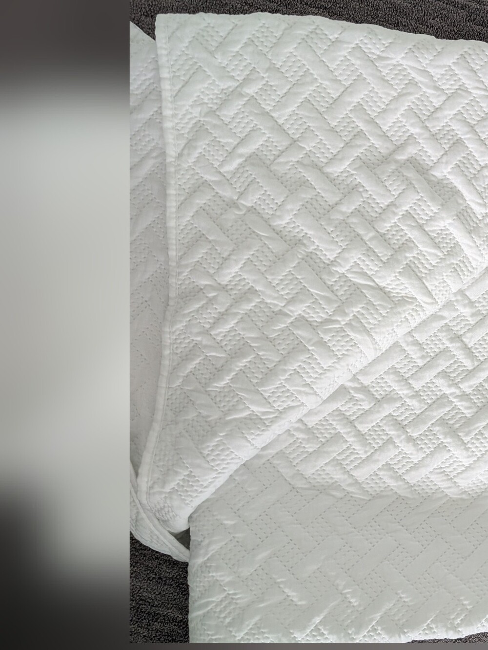 White Quilted Bed Cover with Geometric Stitch And Two King Shams
